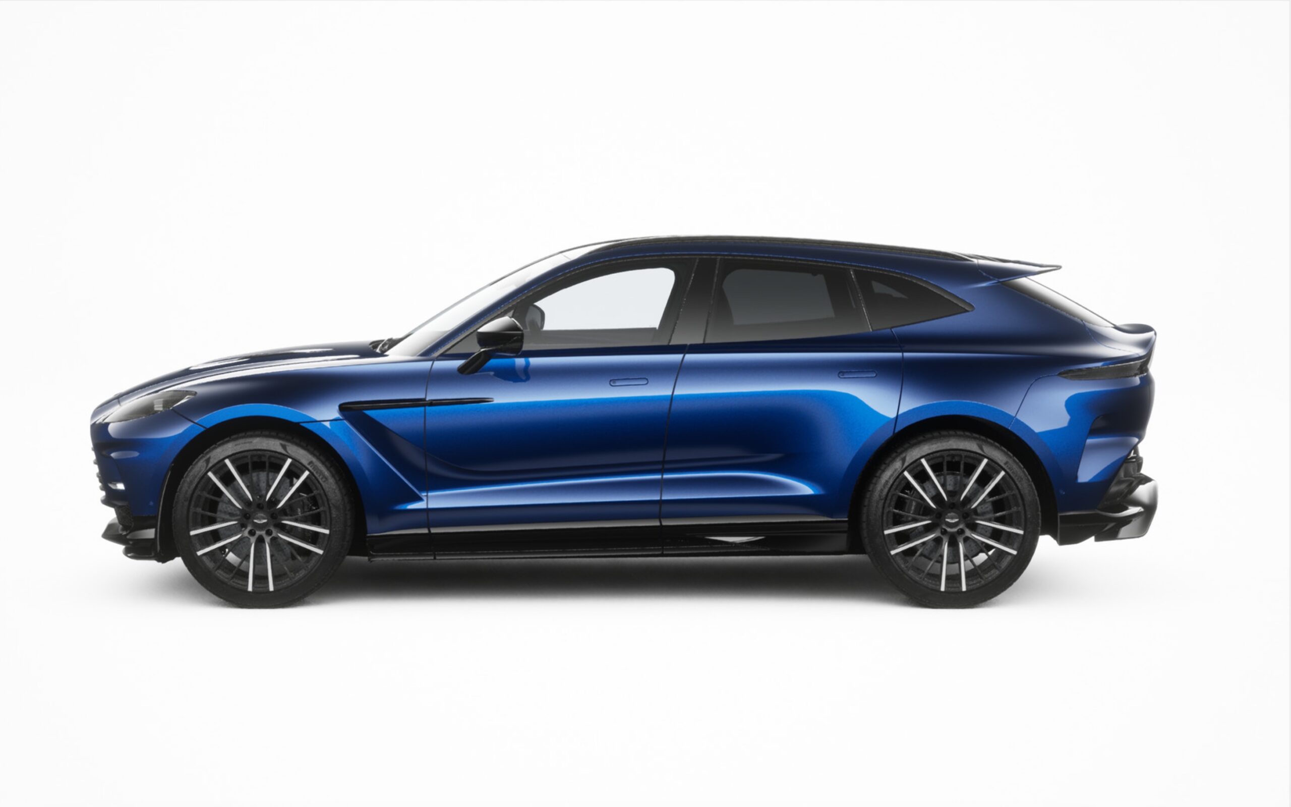 Aston Martin DBX707 - 1