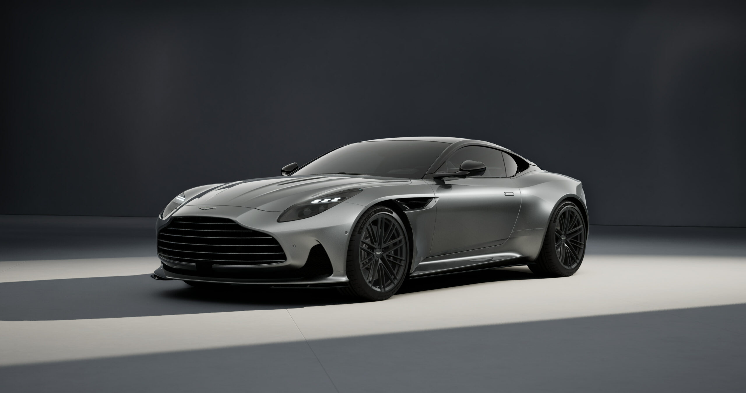 DB12 Aluminite Silver – Timeless – 5700 Km - 0