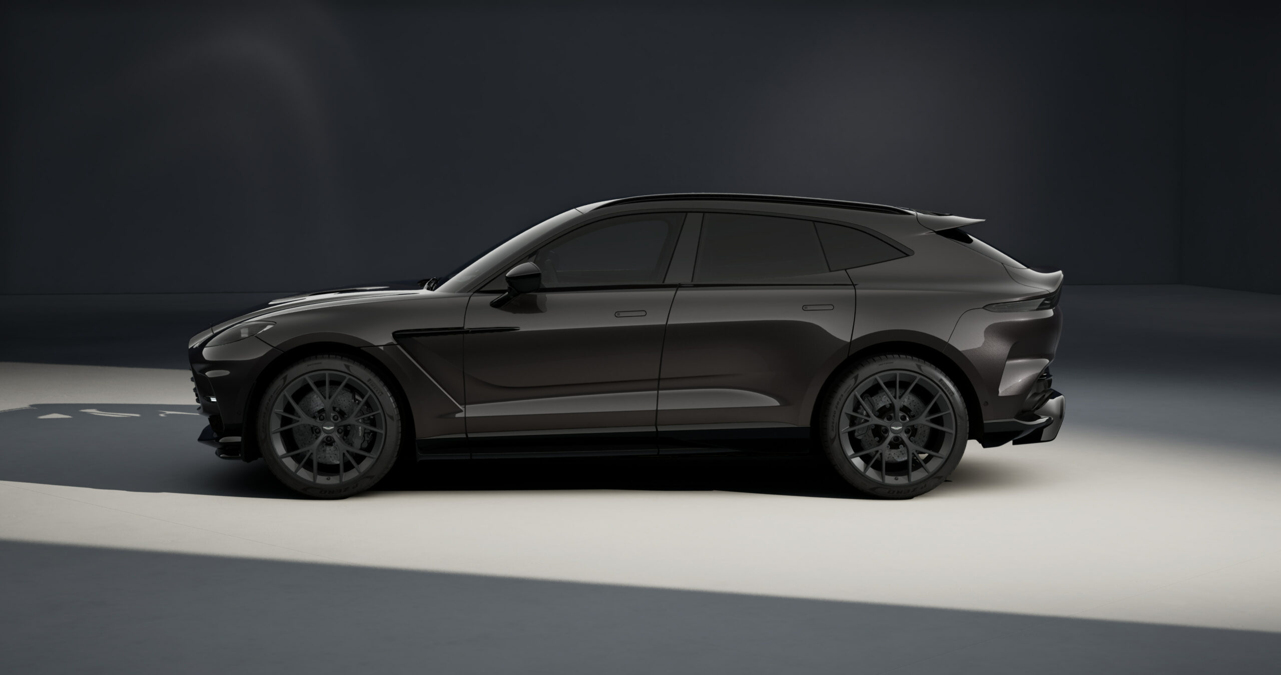 Ready2Drive Aston Martin DBX707 Onyx Black - 1