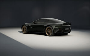 Ready2Drive – Aston Martin Vantage S Minautor Green - 6