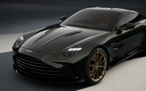 Ready2Drive – Aston Martin Vantage S Minautor Green - 7