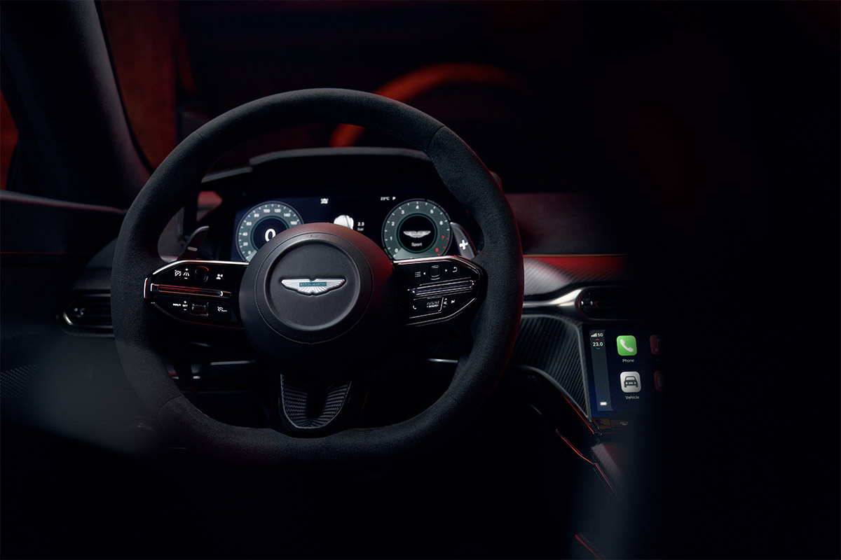 Aston Martin Vantage S